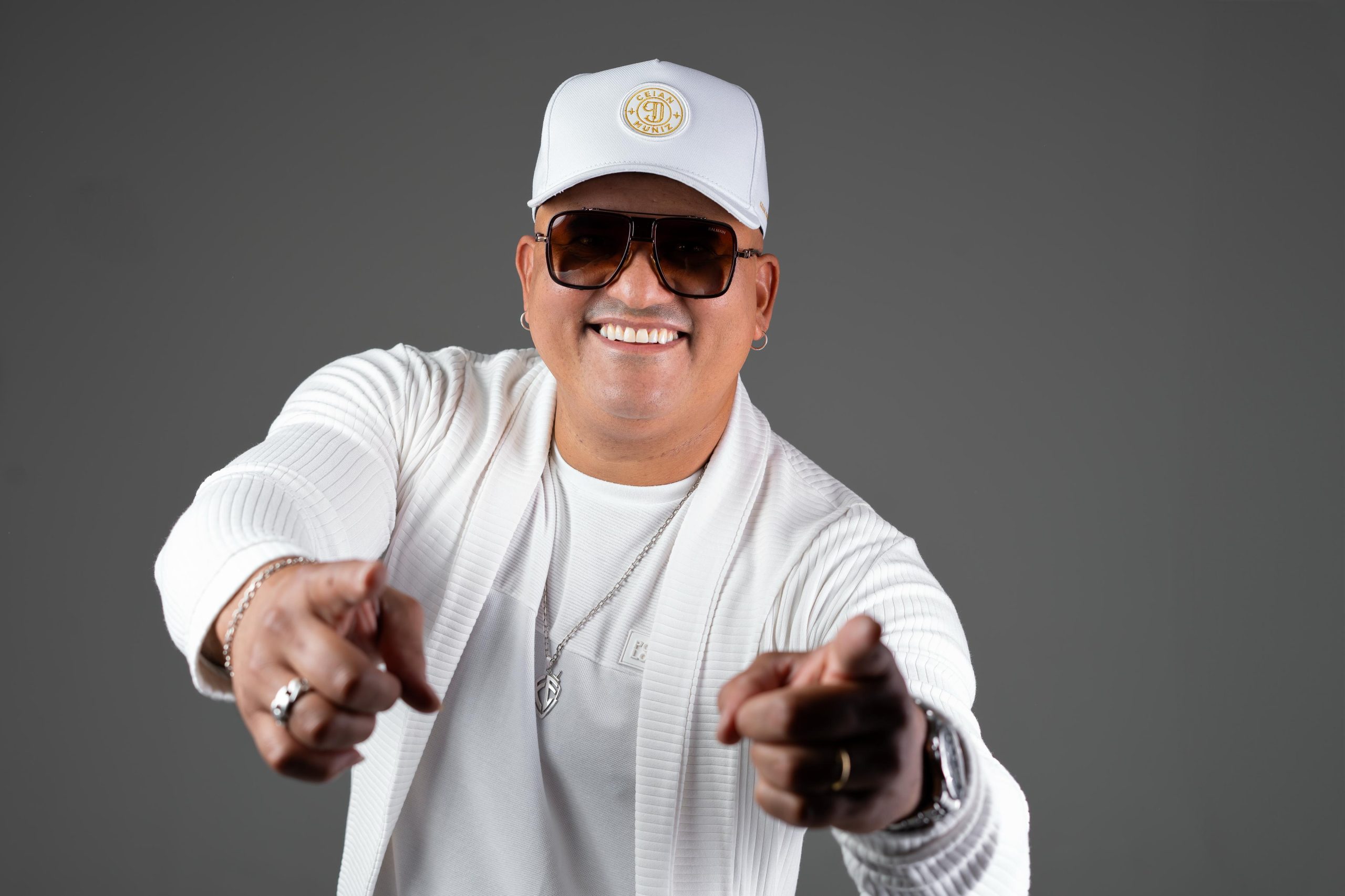 Ceian Muniz agita o Carnaval com turnê no DF e Goiás